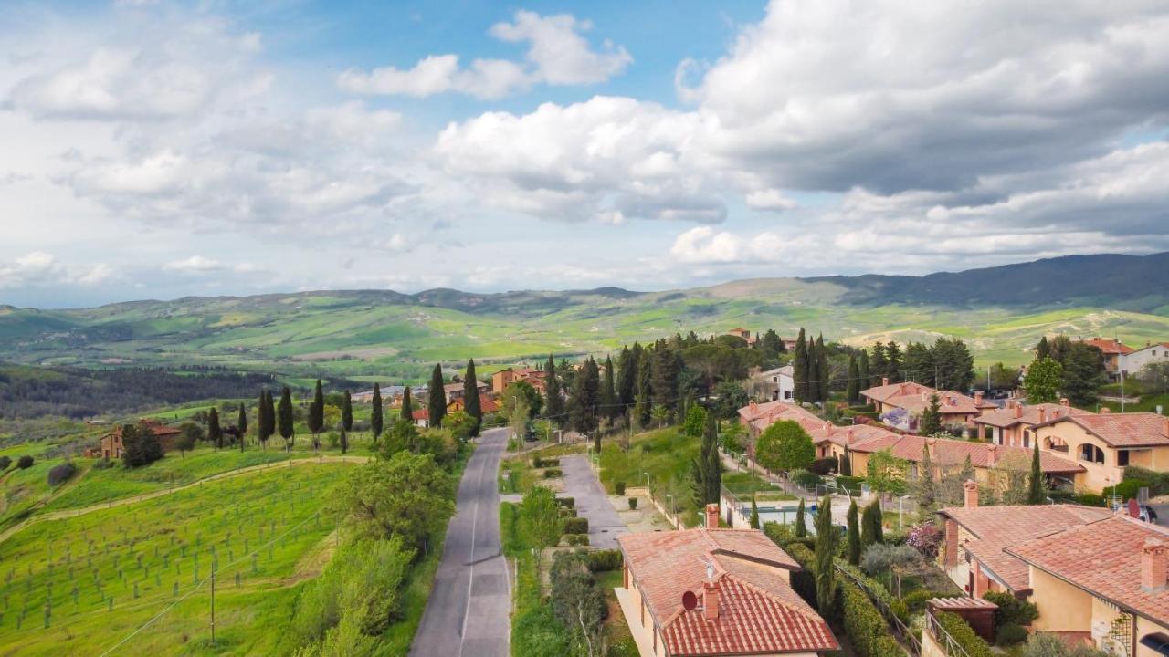 Contignano Noi2Vacanze In Digital Work מראה חיצוני תמונה